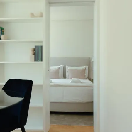 Trindade 19 - 2a Castelao Apartament Lizbona