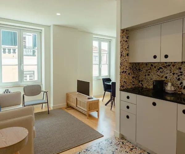 Trindade 19 - 2a Castelao Apartman *